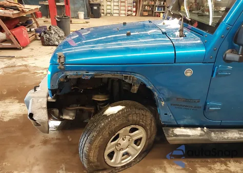 2016 Jeep Wrangler Unlimited Sport z USA, uszkodzony, nr VIN 1C4BJWDG4GL256084